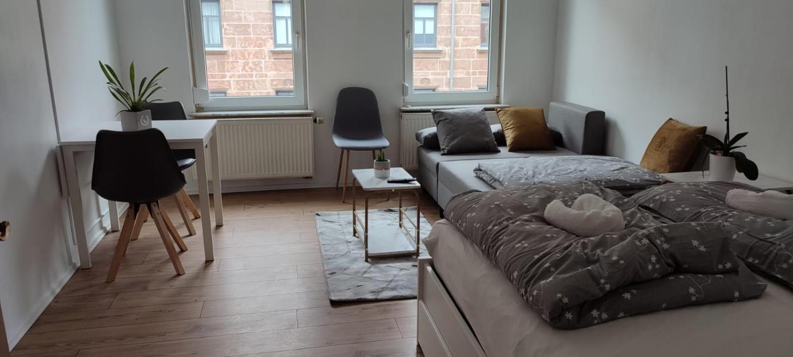 Privatzimmer-2 In Ruhiger Lage 9Min Von Hbh Nuremberg ภายนอก รูปภาพ