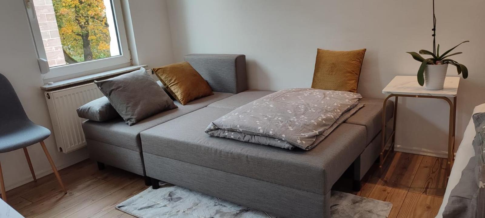Privatzimmer-2 In Ruhiger Lage 9Min Von Hbh Nuremberg ภายนอก รูปภาพ